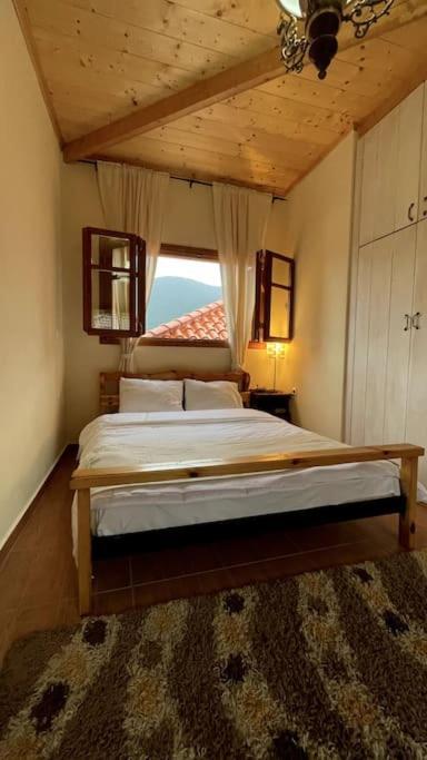 Holiday home Loukia's Place